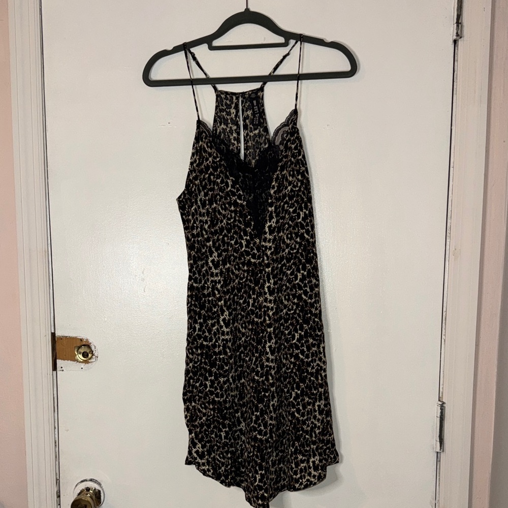 Design Lab lord and Taylor Black and Cream Animal Print Mini Dress